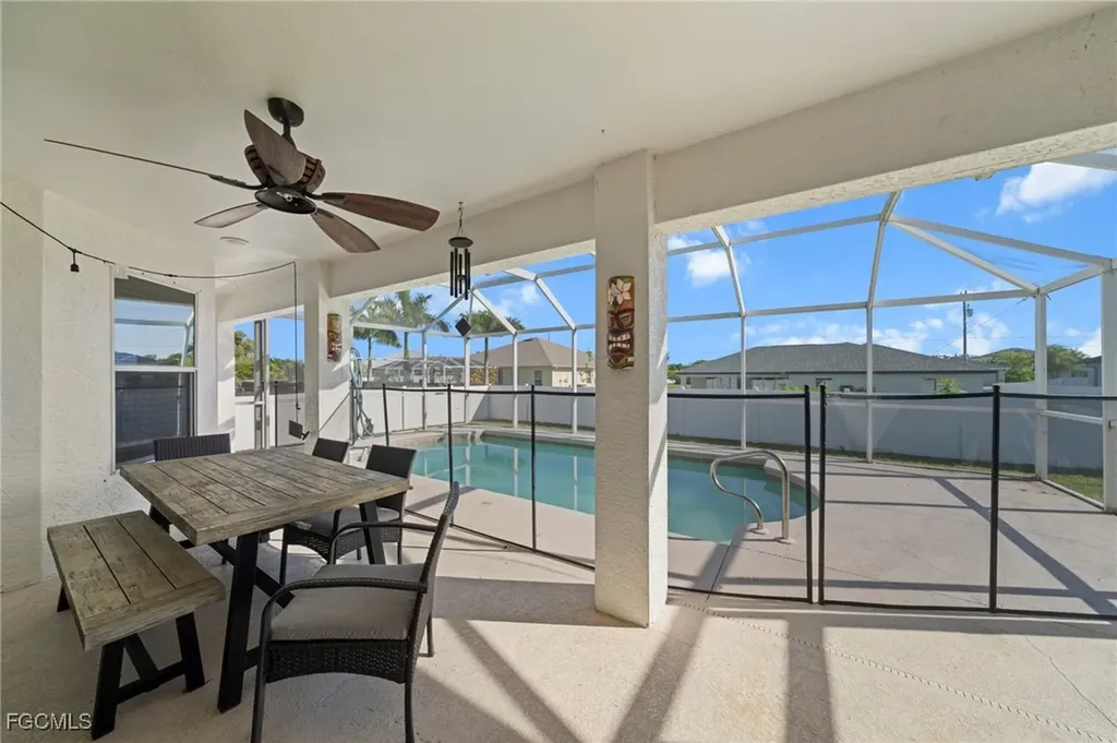 203 NW 4th Avenue Cape Coral FL 33993