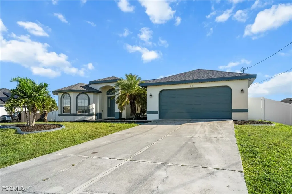 203 NW 4th Avenue Cape Coral FL 33993