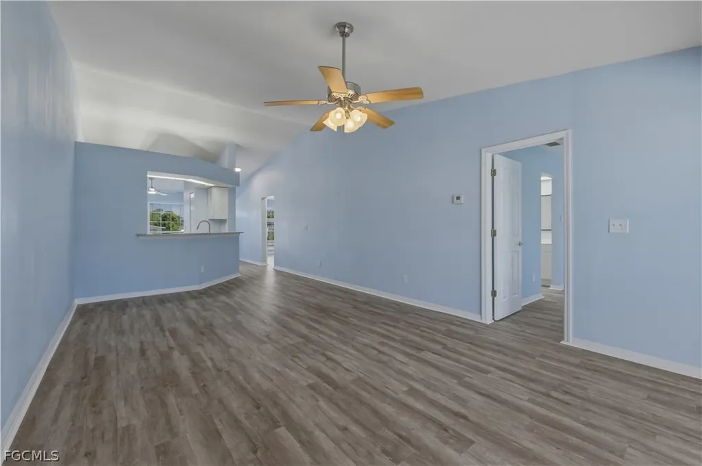 876 Gulf Pavilion Drive Naples FL 34108