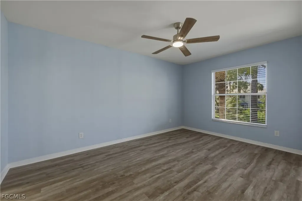 876 Gulf Pavilion Drive Naples FL 34108