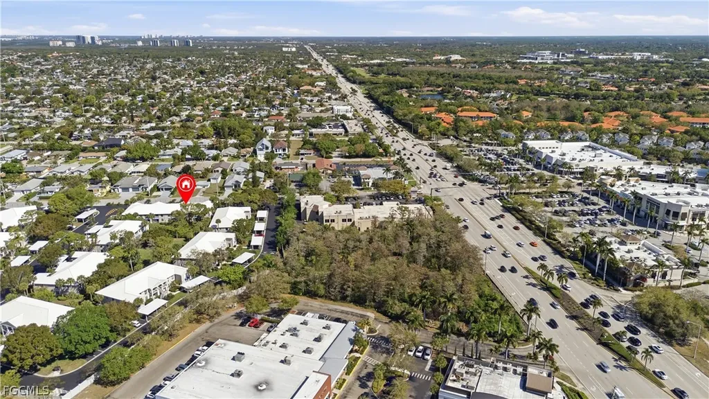876 Gulf Pavilion Drive Naples FL 34108