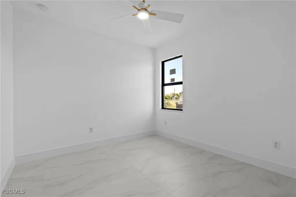 184 Pembroke Street Lehigh Acres FL 33974