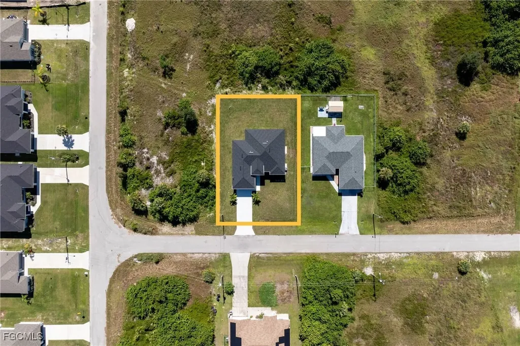 184 Pembroke Street Lehigh Acres FL 33974