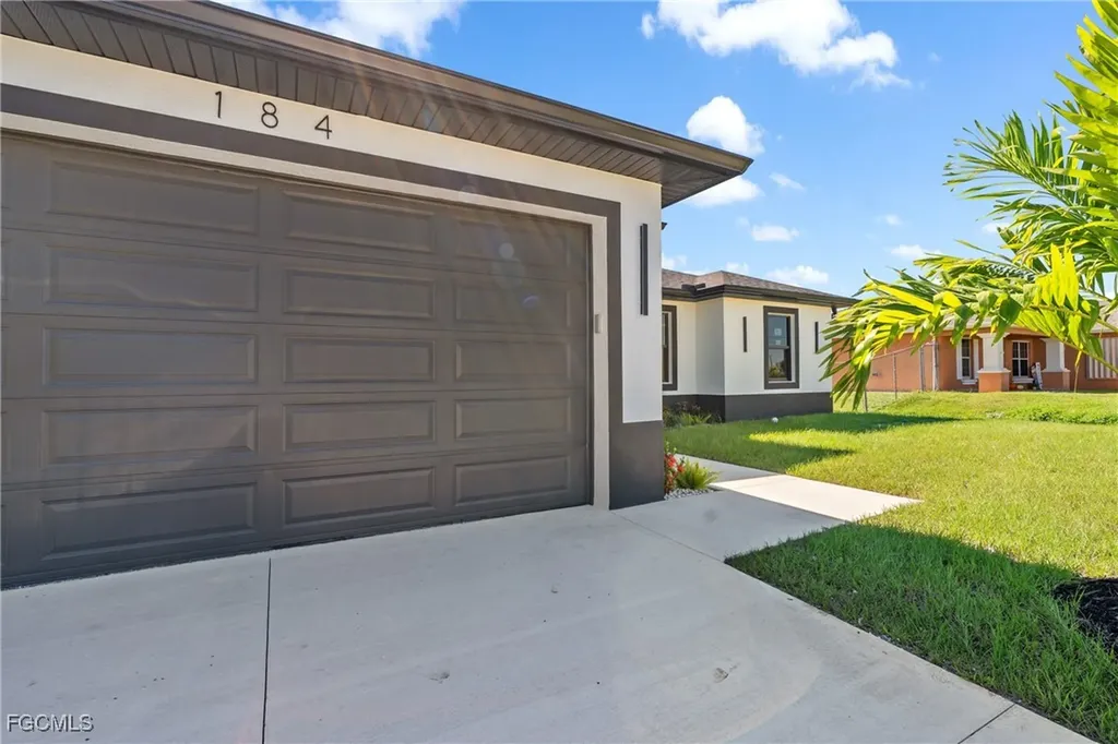 184 Pembroke Street Lehigh Acres FL 33974