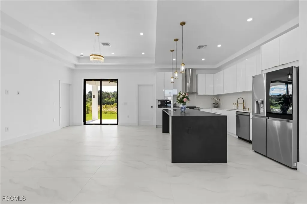 184 Pembroke Street Lehigh Acres FL 33974