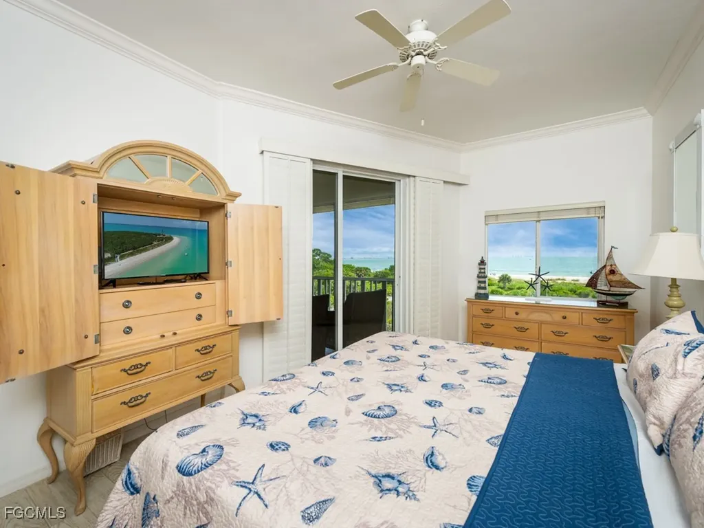 255 Periwinkle Way Sanibel FL 33957