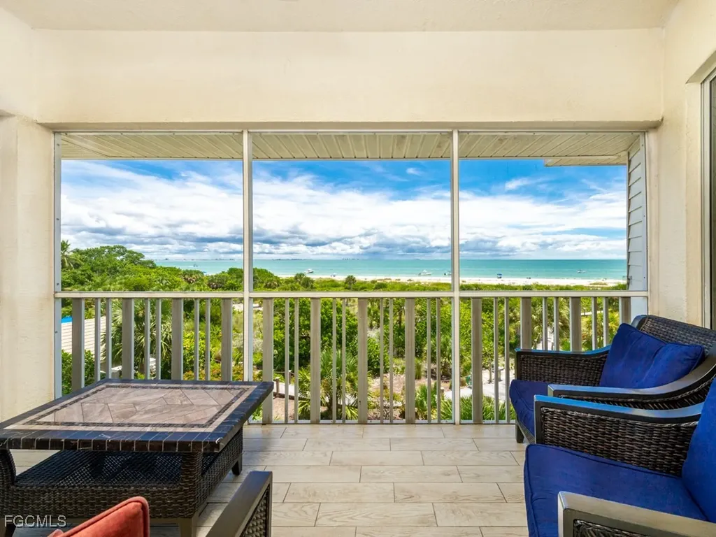 255 Periwinkle Way Sanibel FL 33957