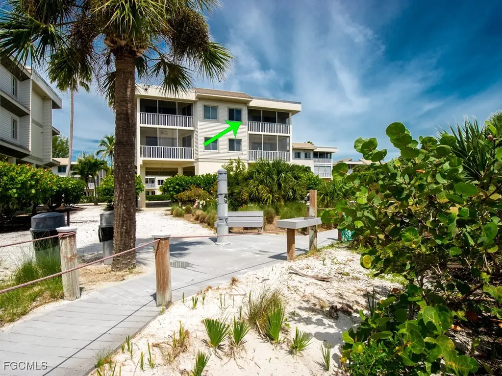 255 Periwinkle Way Sanibel FL 33957