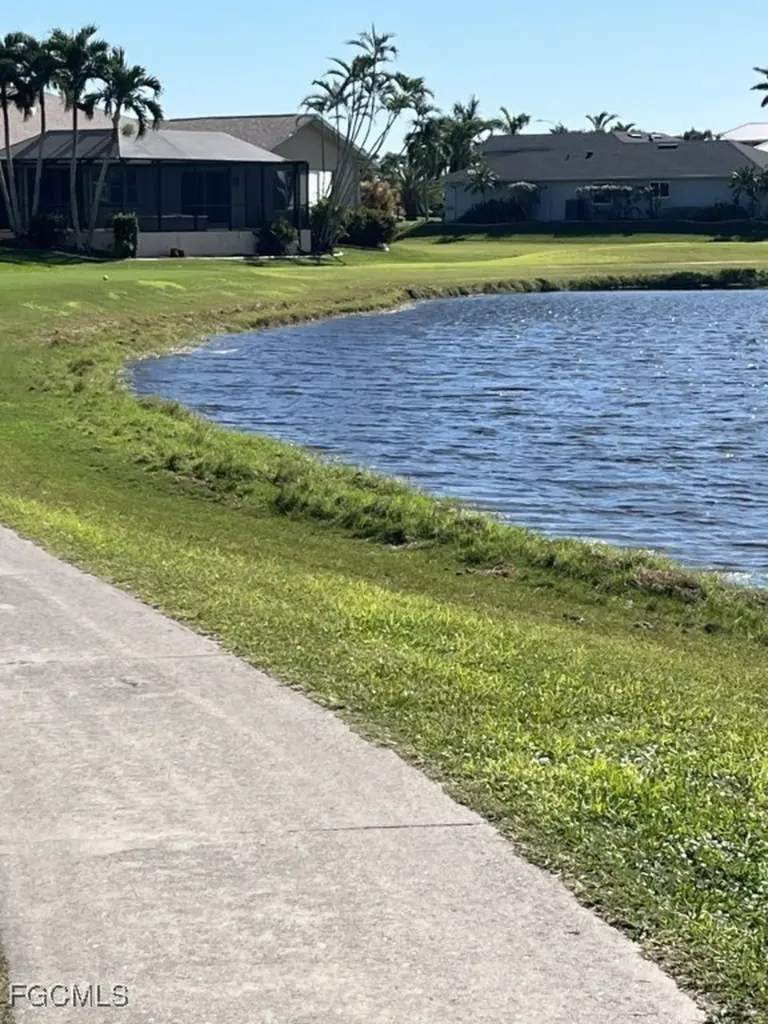 11909 Princess Grace Court Cape Coral FL 33991