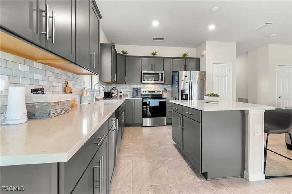 16221 Bacopa Drive Alva FL 33920