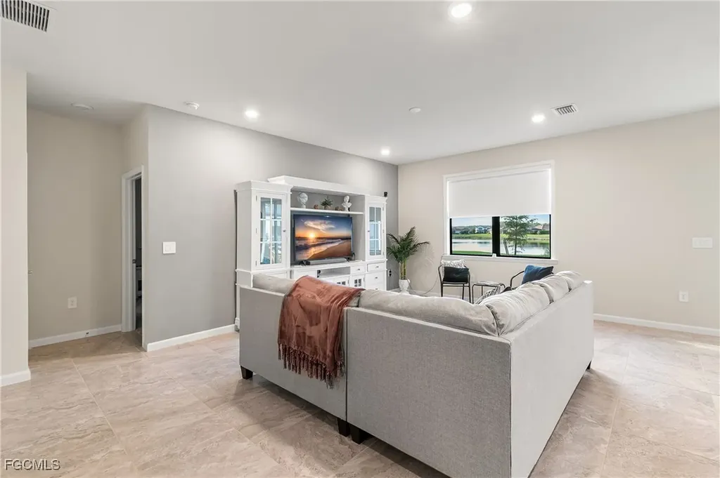 16221 Bacopa Drive Alva FL 33920