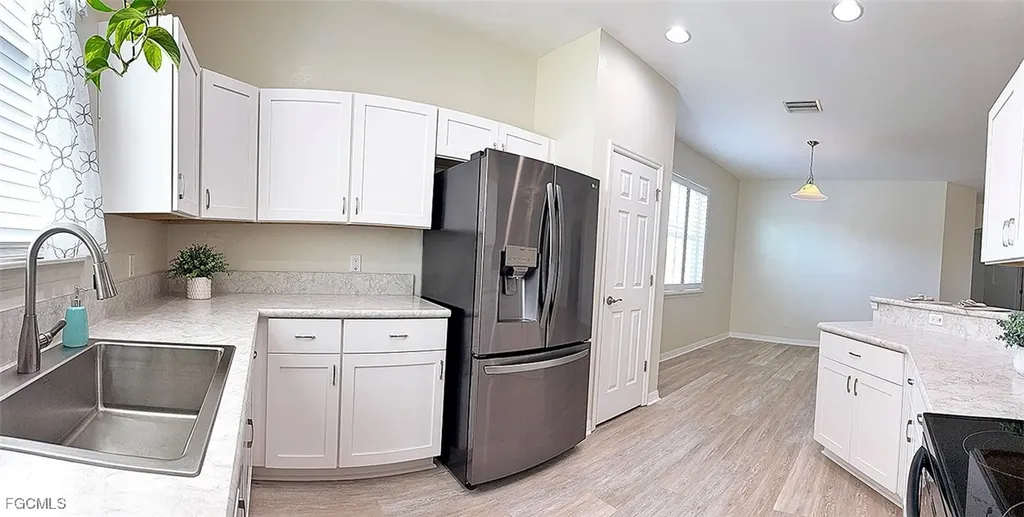 1008 SW 36th Street Cape Coral FL 33914
