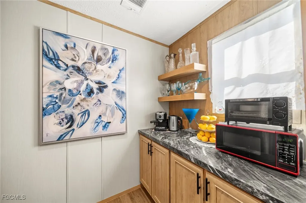 372 Santa Fe Trail North Fort Myers FL 33917