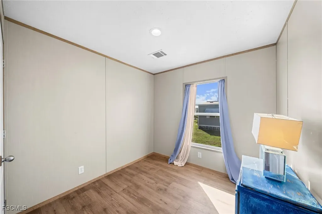 372 Santa Fe Trail North Fort Myers FL 33917