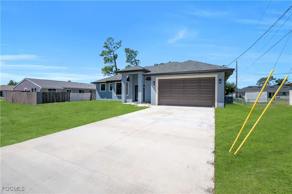 906 Bayard Terrace Port Charlotte FL 33948