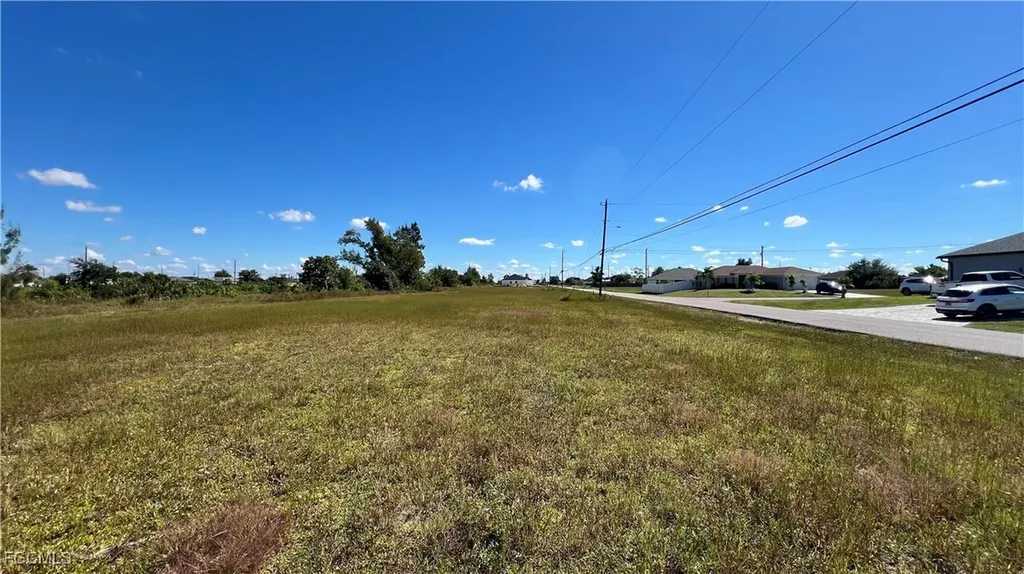 209 NW 19th Terrace Cape Coral FL 33993