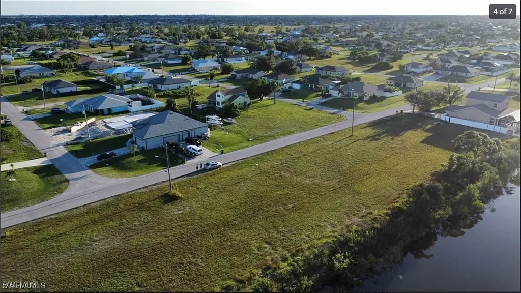 209 NW 19th Terrace Cape Coral FL 33993