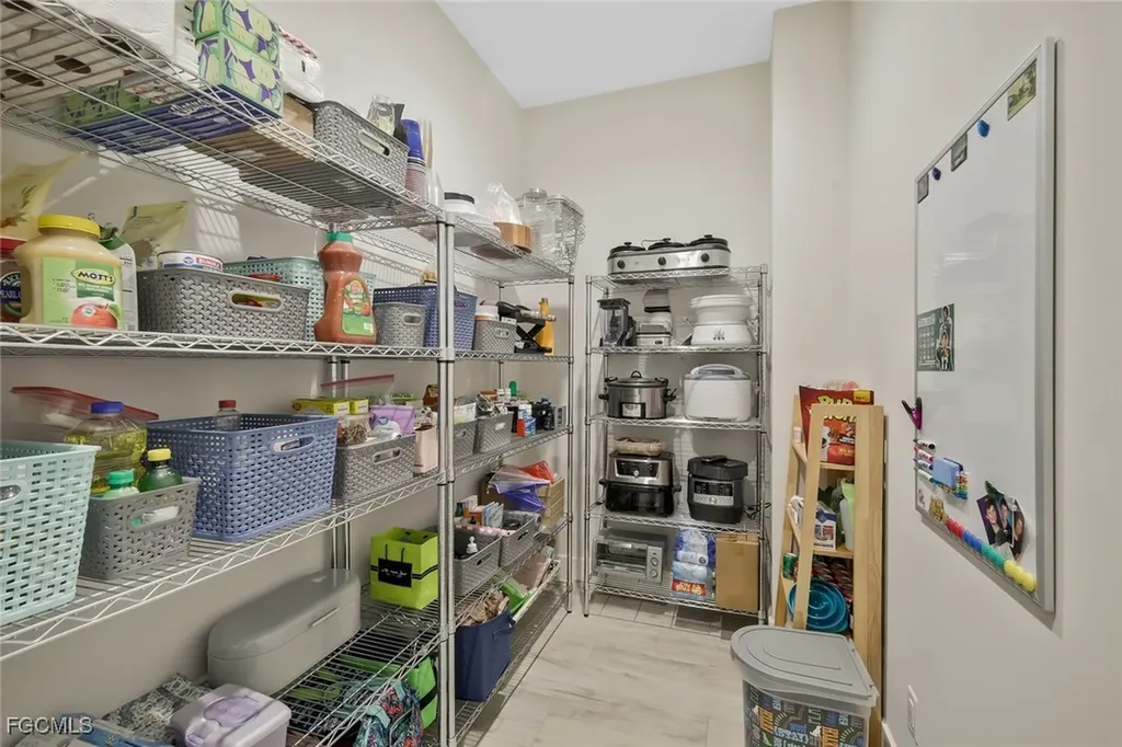 2717 SW 38th Street Cape Coral FL 33914