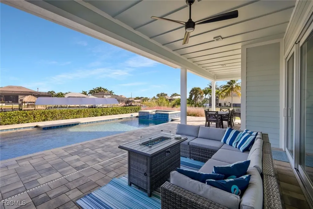 2717 SW 38th Street Cape Coral FL 33914
