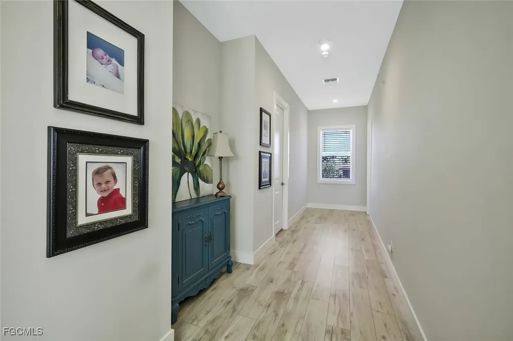 2717 SW 38th Street Cape Coral FL 33914