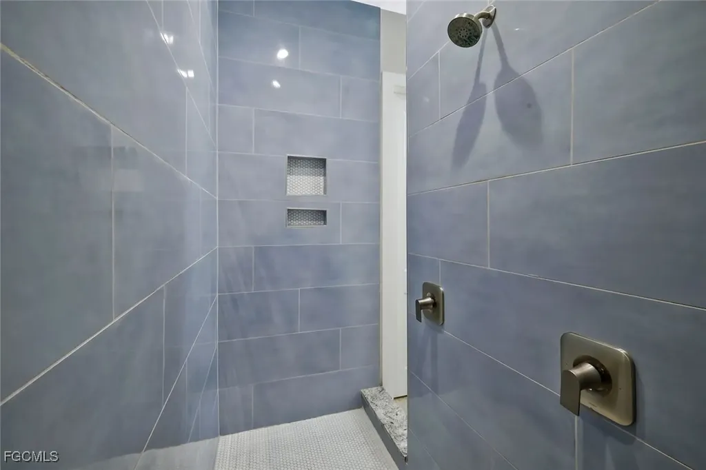 2717 SW 38th Street Cape Coral FL 33914