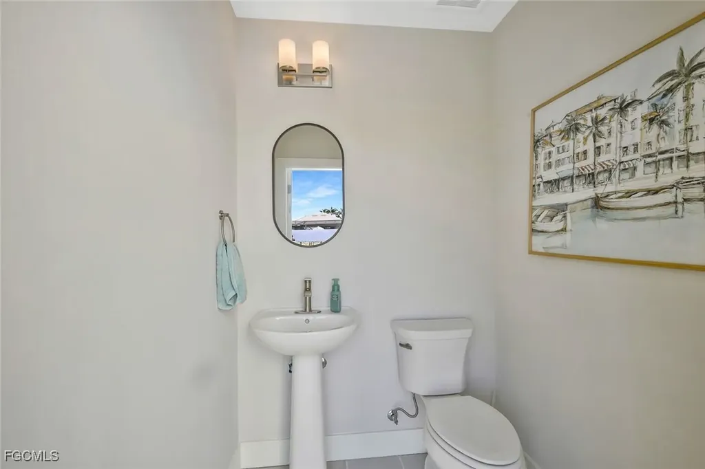 2717 SW 38th Street Cape Coral FL 33914