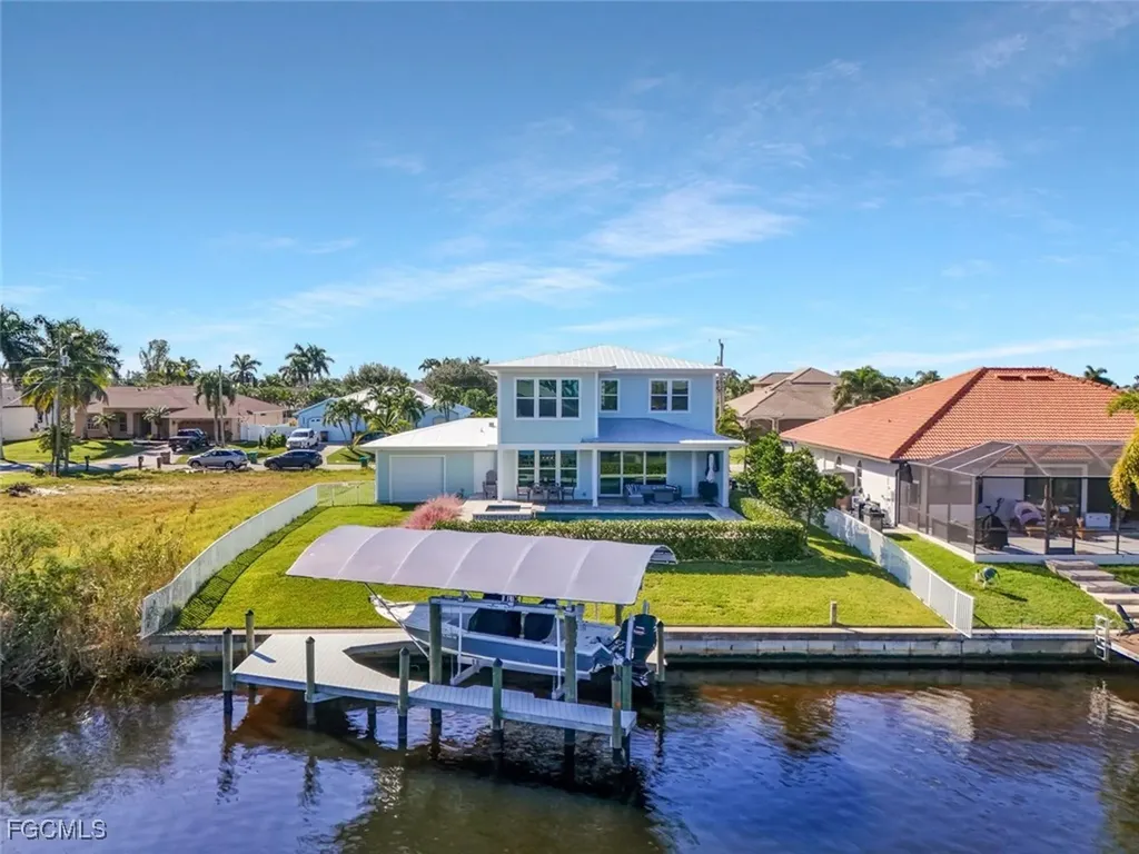 2717 SW 38th Street Cape Coral FL 33914