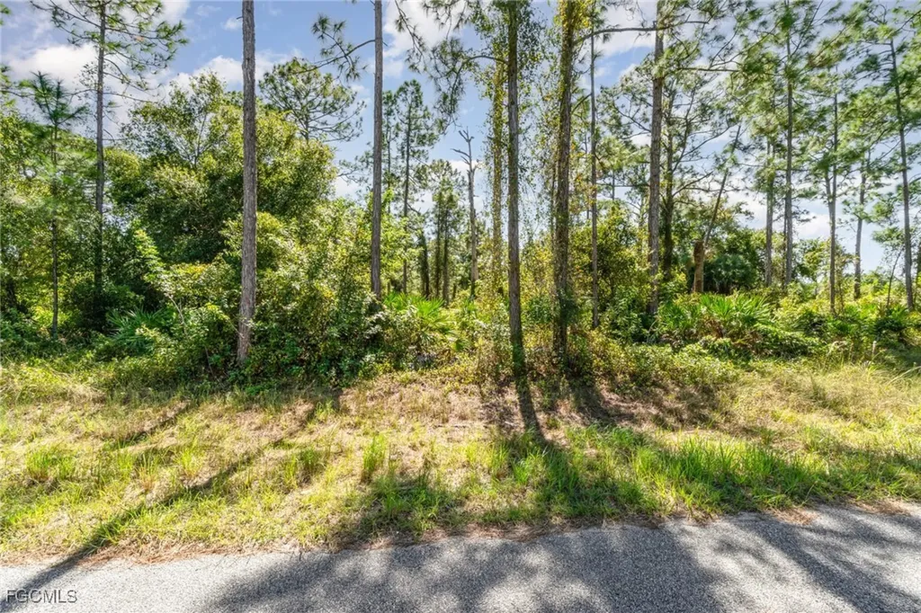 1030 Bells Street E Lehigh Acres FL 33974