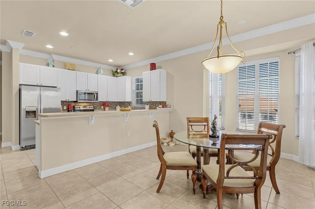 4235 SE 20th Place Cape Coral FL 33904