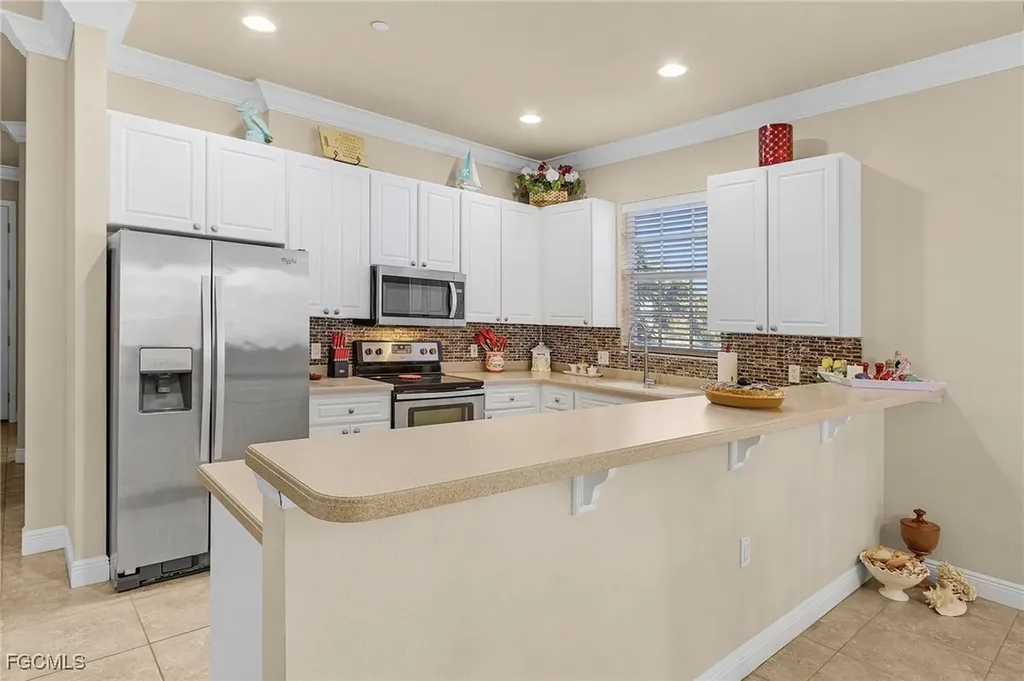 4235 SE 20th Place Cape Coral FL 33904