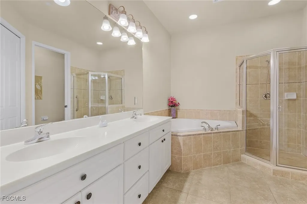 4235 SE 20th Place Cape Coral FL 33904