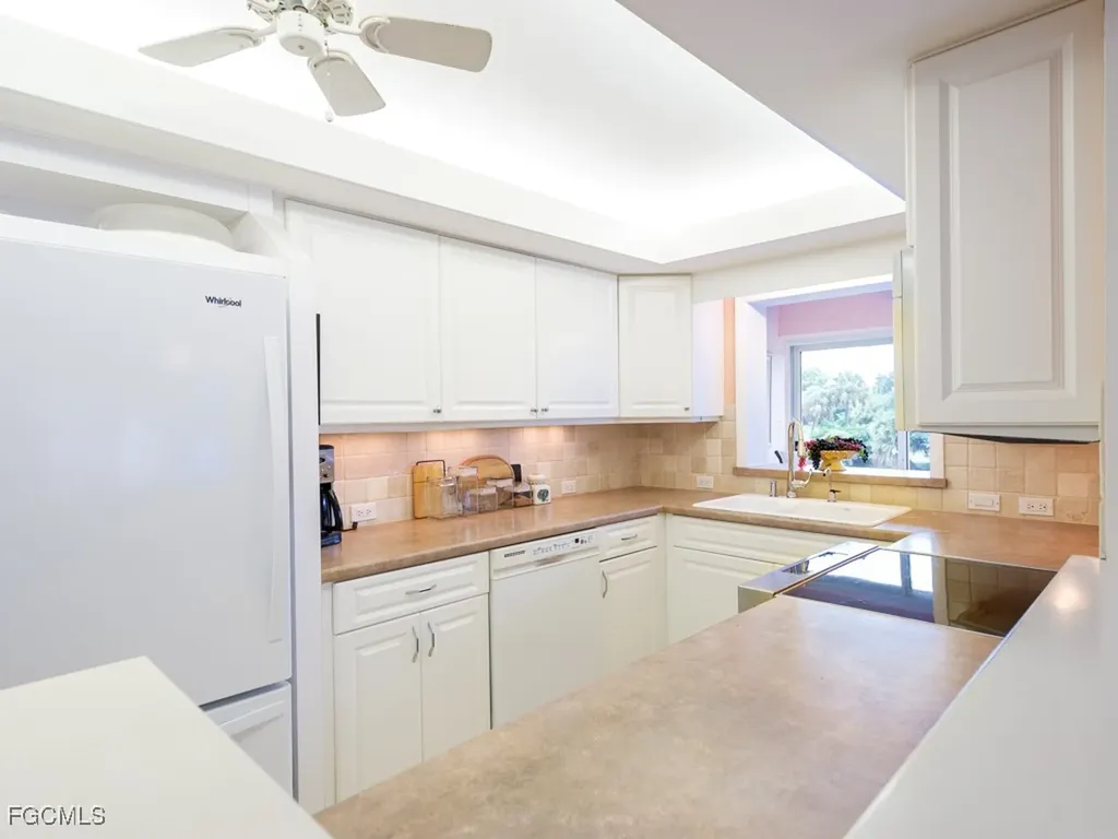 1610 Middle Gulf Drive Sanibel FL 33957