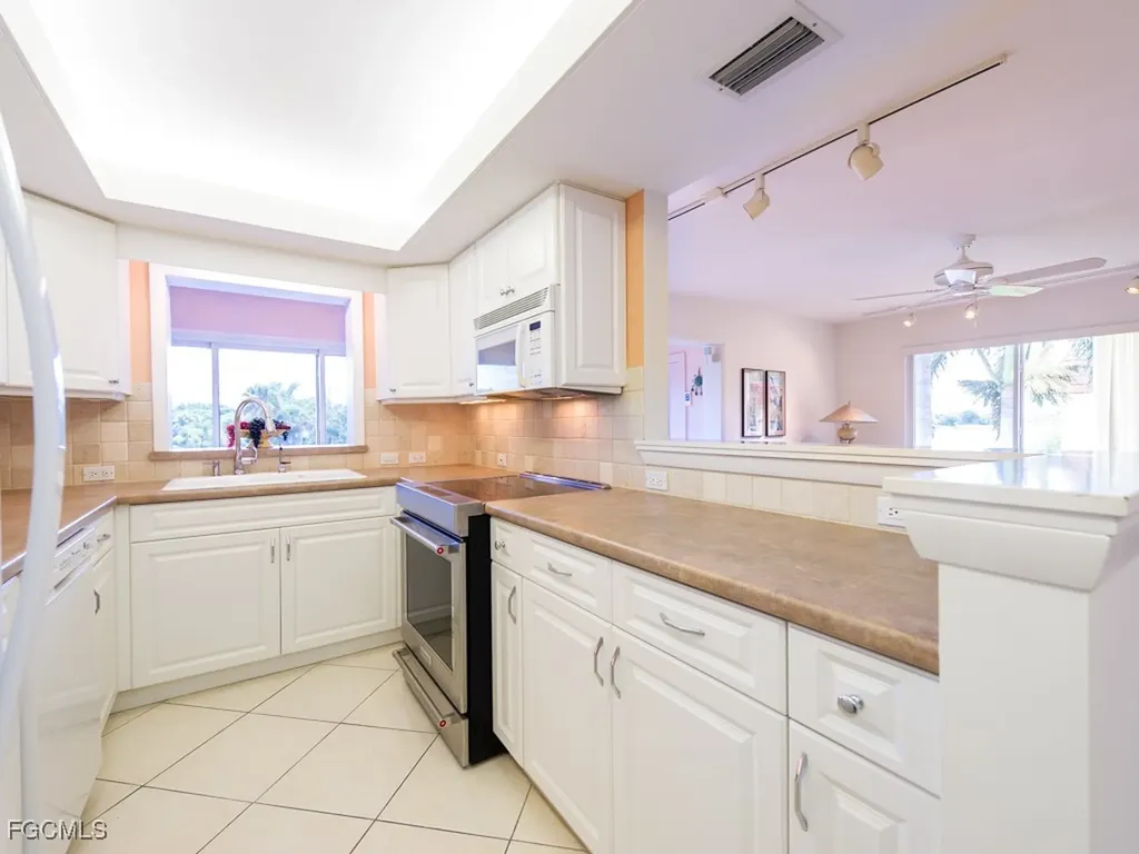 1610 Middle Gulf Drive Sanibel FL 33957