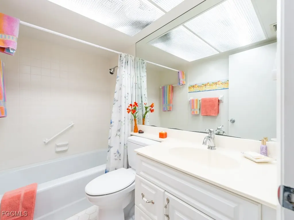 1610 Middle Gulf Drive Sanibel FL 33957