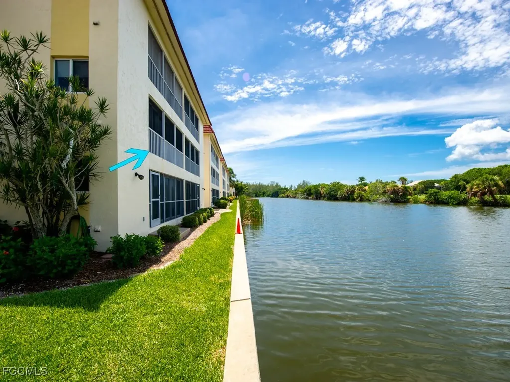 1610 Middle Gulf Drive Sanibel FL 33957