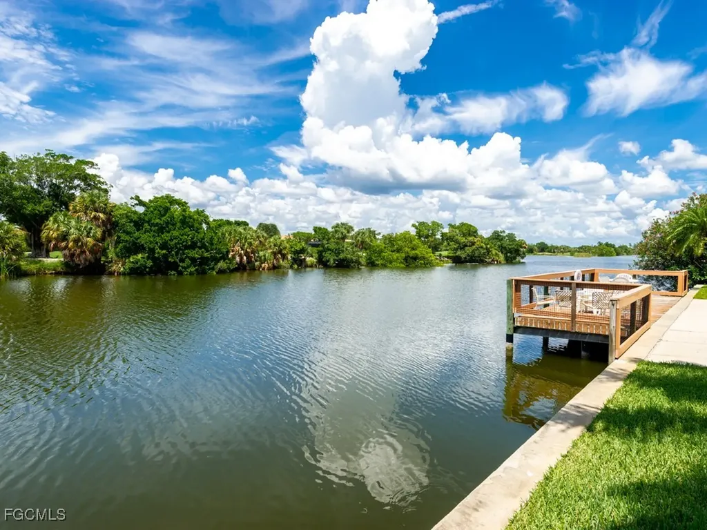 1610 Middle Gulf Drive Sanibel FL 33957