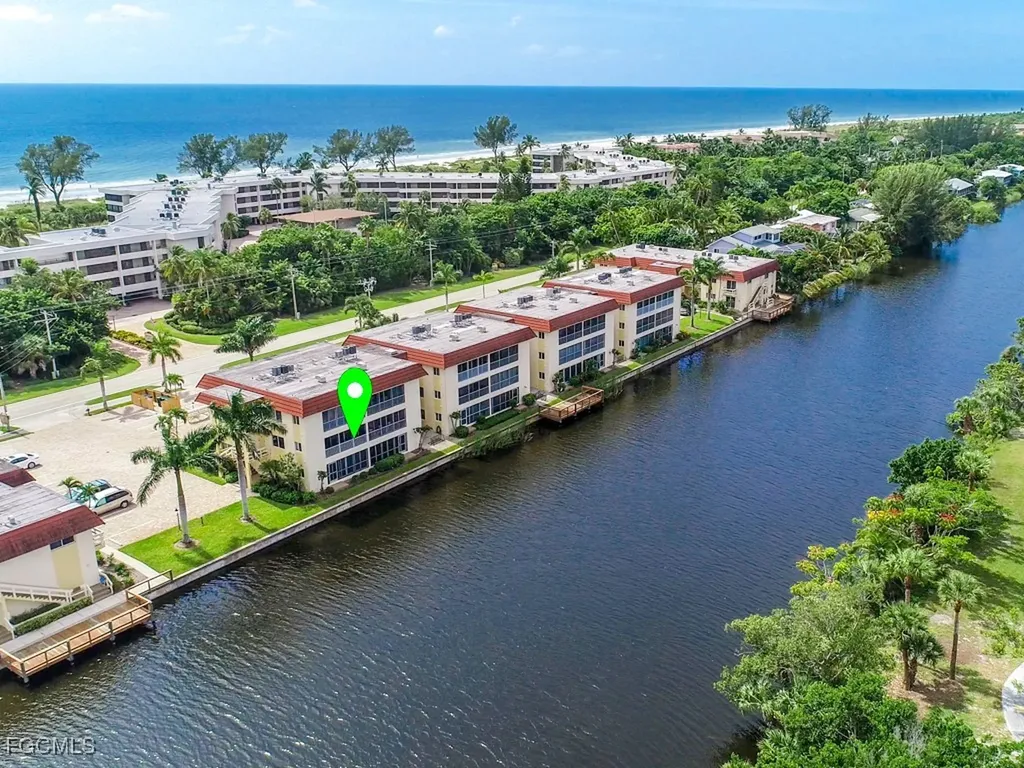 1610 Middle Gulf Drive Sanibel FL 33957