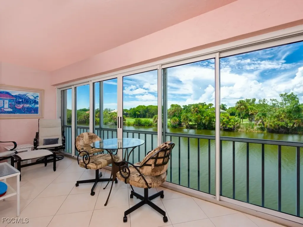 1610 Middle Gulf Drive Sanibel FL 33957