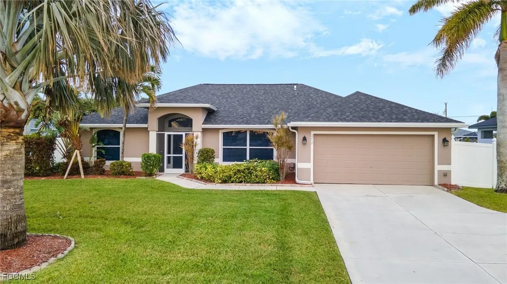2717 Chiquita Boulevard S Cape Coral FL 33914