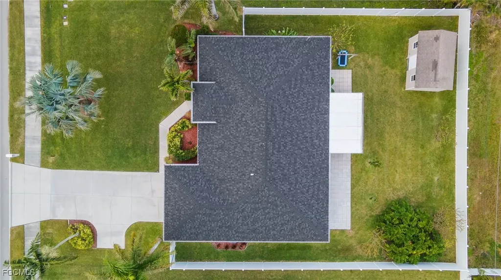 2717 Chiquita Boulevard S Cape Coral FL 33914