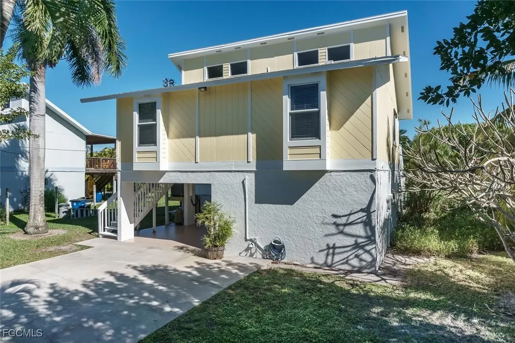 140 Estrellita Drive Fort Myers Beach FL 33931