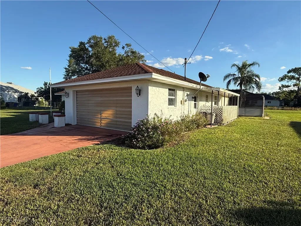 1466 Archer Street Lehigh Acres FL 33936