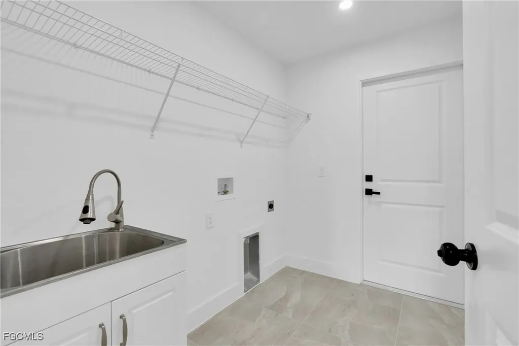 2927 8th Street SW Lehigh Acres FL 33976
