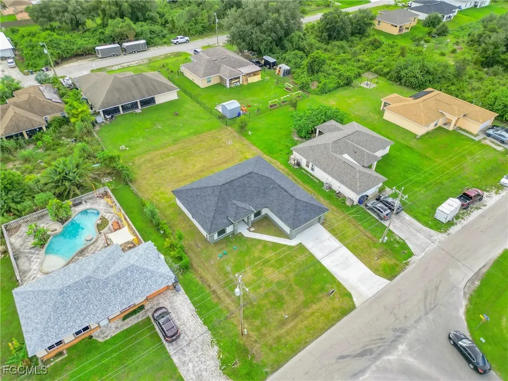 2927 8th Street SW Lehigh Acres FL 33976