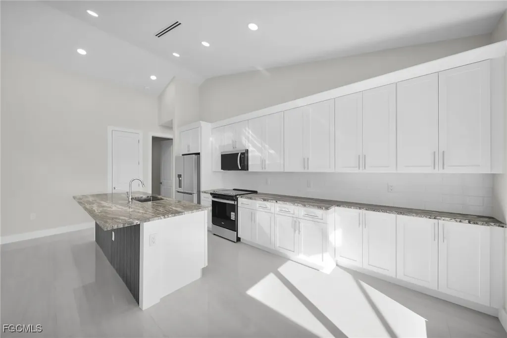 1245 NW 35th Place Cape Coral FL 33993