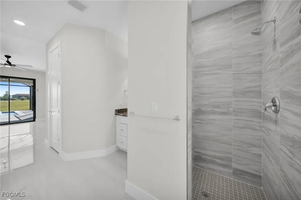 1245 NW 35th Place Cape Coral FL 33993