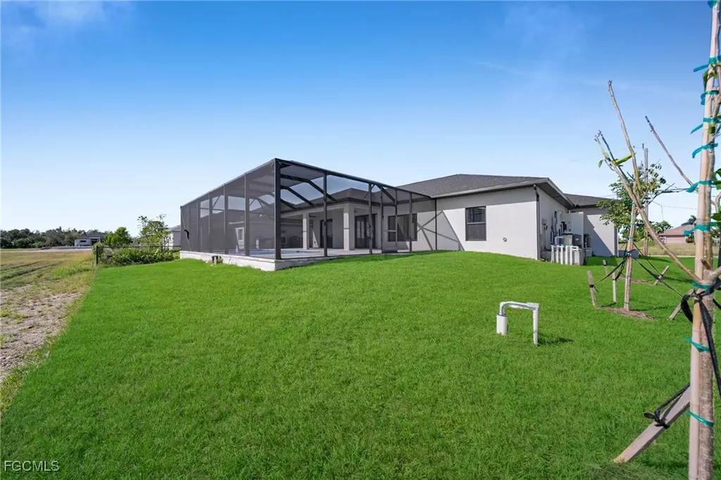 1245 NW 35th Place Cape Coral FL 33993
