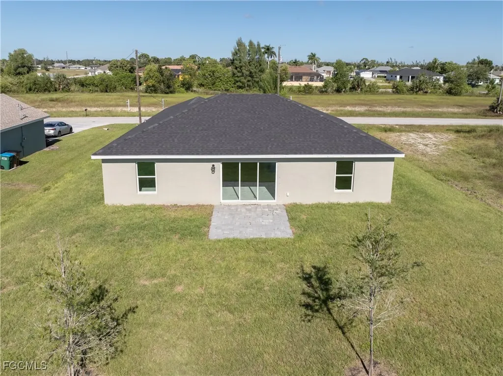 2052 NW 17th Street Cape Coral FL 33993