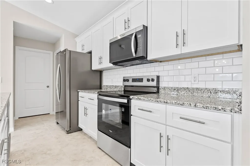 2052 NW 17th Street Cape Coral FL 33993