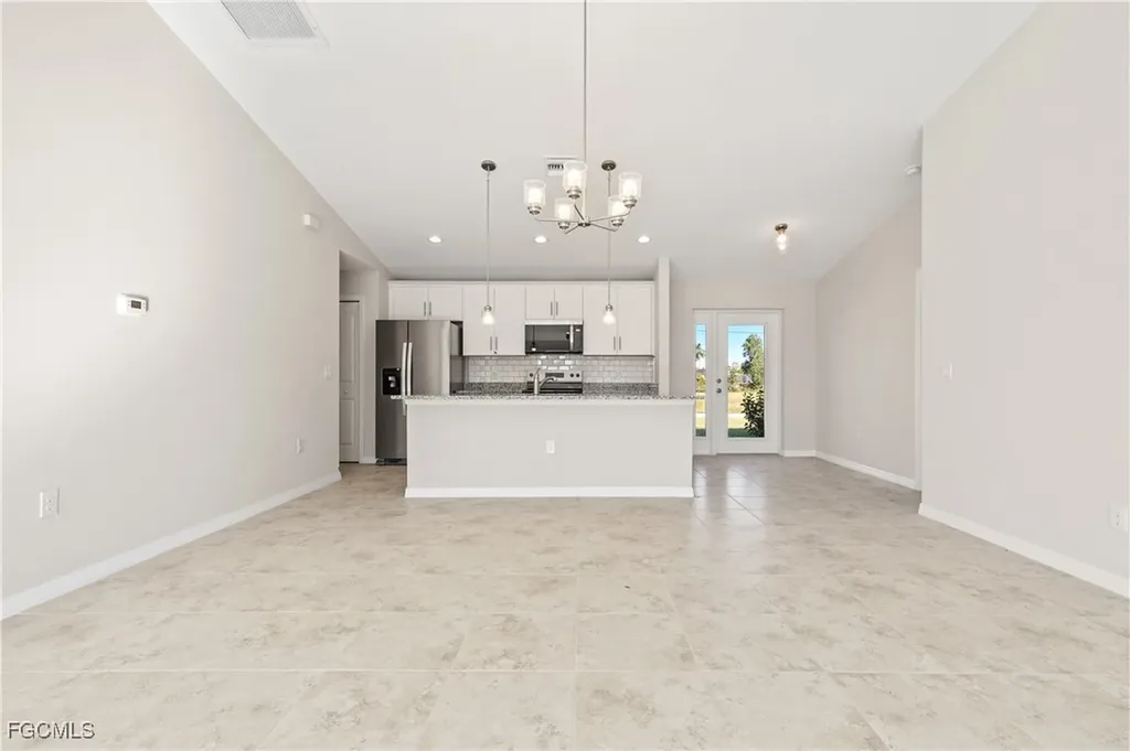 2052 NW 17th Street Cape Coral FL 33993